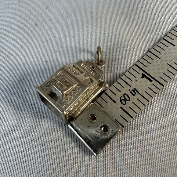 Sterling Vegas slot charm for bracelet - Picture 4 of 5